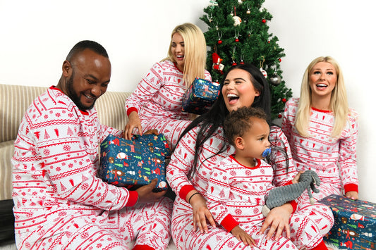 Cosy Christmas Pyjamas: Snuggle Up in Style this Holiday Season!